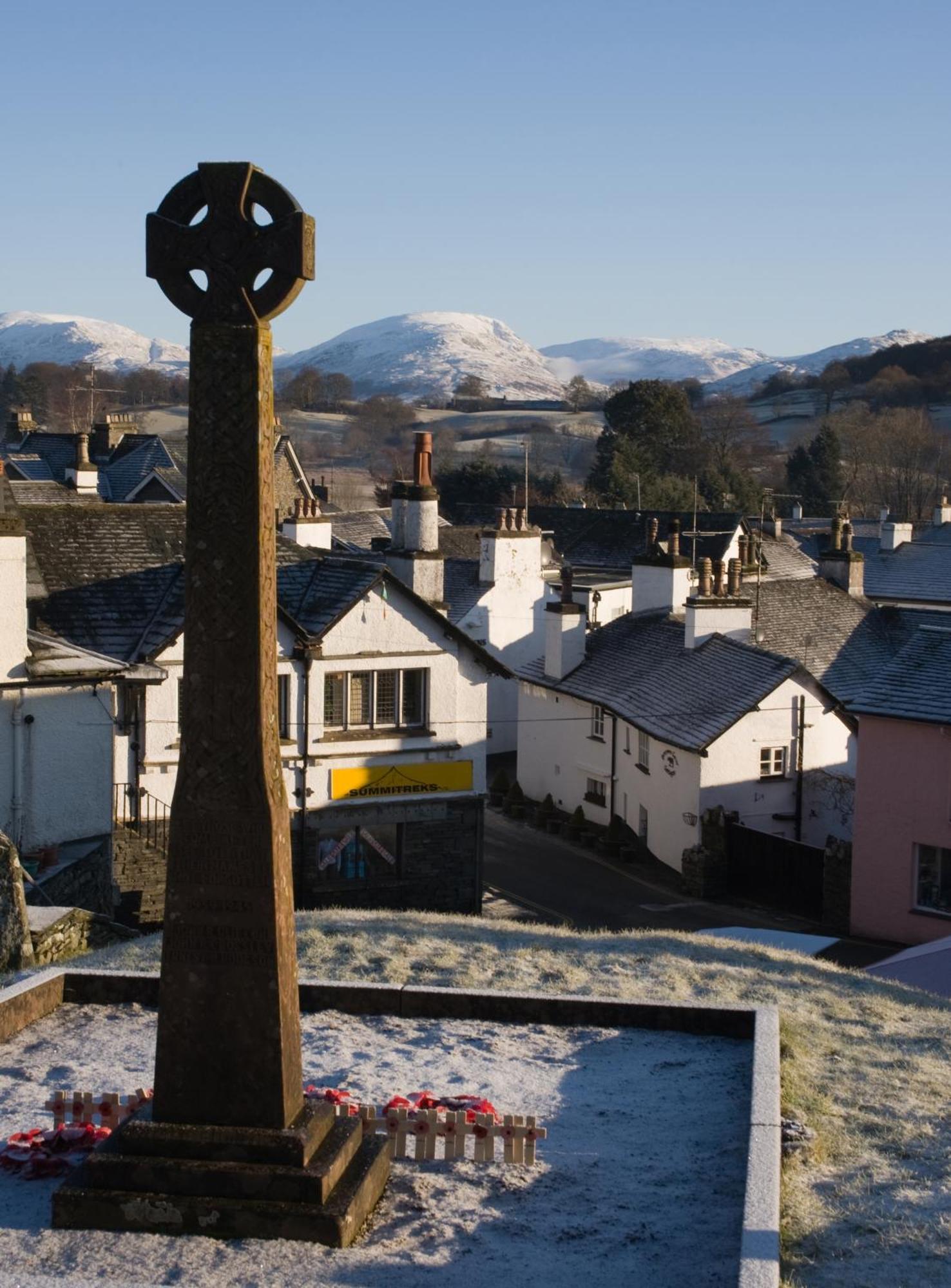 Queens Head Inn & Restaurant Hawkshead Exterior photo